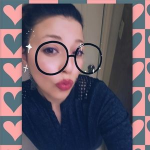 Meet your Posher, Rita